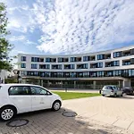 Διαμέρισμα Godewindpark Deluxe-suite 1-02 Mit Ost-loggia Und Schoenem Gartenblick Λίμπεκ