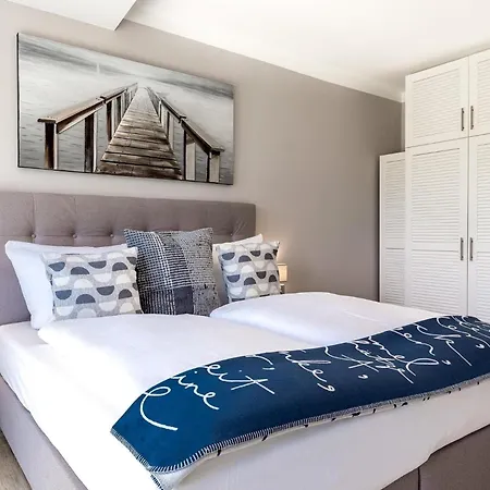 Godewindpark Deluxe-suite 1-02 Mit Ost-loggia Und Schoenem Gartenblick