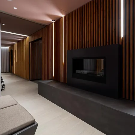 Deluxe-suite 1-02 Mit Ost-loggia Und Schoenem Gartenblick Lubeka