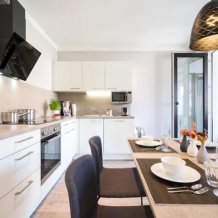 Luxussuite 1 02 Mit Ost-loggia Und Schönem Gartenblick Apartment