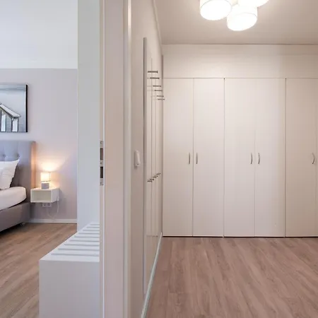 Apartment Luxussuite 1 02 Mit Ost-loggia Und Schönem Gartenblick Lübeck