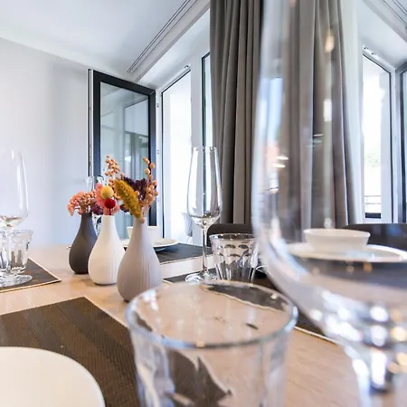 Apartment Luxussuite 1 02 Mit Ost-loggia Und Schönem Gartenblick *