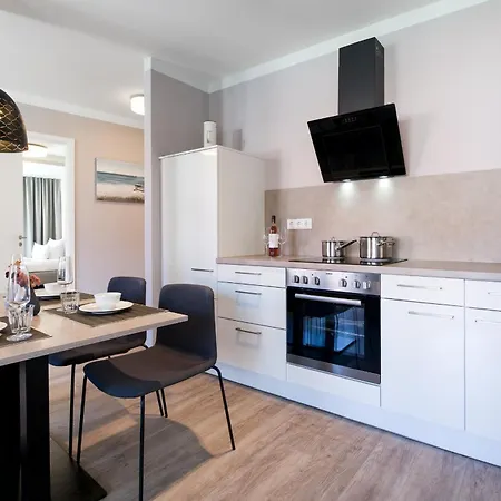 Luxussuite 1 02 Mit Ost-loggia Und Schönem Gartenblick Lübeck