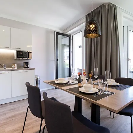 Luxussuite 1 02 Mit Ost-loggia Und Schönem Gartenblick Apartment